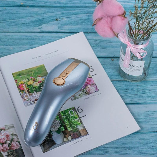 IPL Laser Haarentfernung mit Saphirkühlung – Schmerzfrei & Schnell – Bécot Beauté